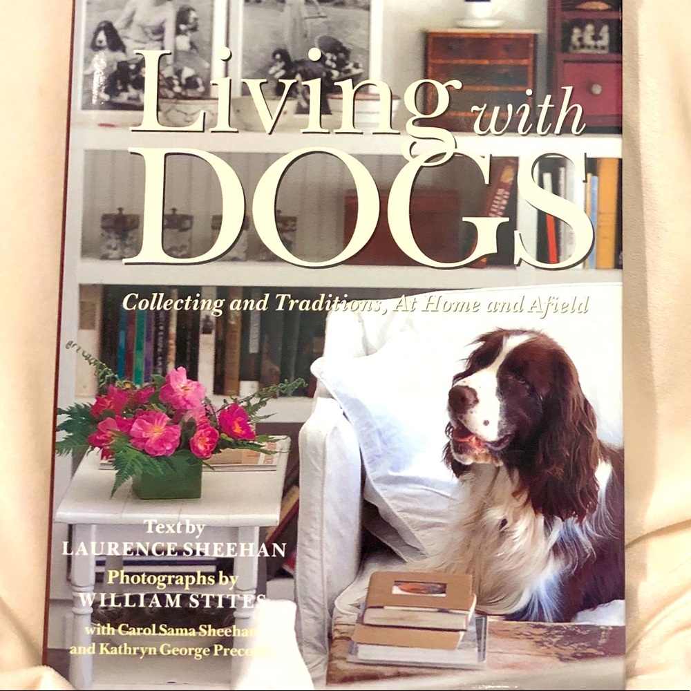 🐶 HOST PICK🐶 9 1/2 x 12 in LIVING WITH DOGS Coffee Table Book